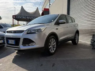 Usata Ford Kuga Titanium 163 CV (119 kW) 2015 SUV