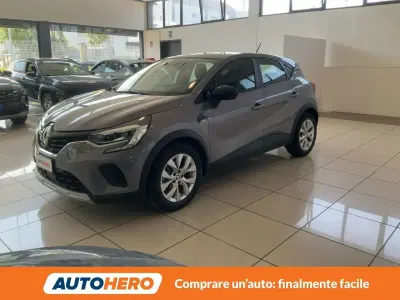 Usata Renault Captur Business 145 CV (106 kW) 2022 Grigio SUV
