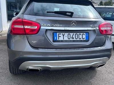 Usata Mercedes GLA220 177 CV (130 kW) 2017 Grigio SUV