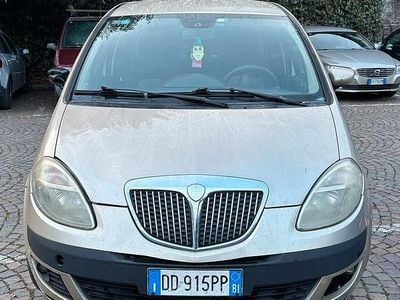 Usata Lancia Musa 77 CV (56 kW) 2006 Marrone Monovolume