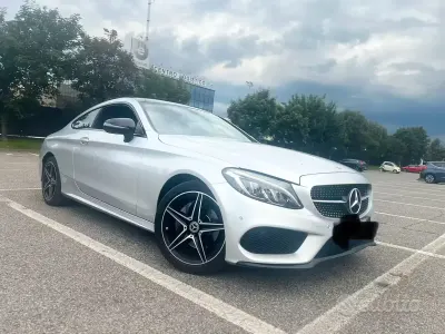 Usata Mercedes C180 AMG line 156 CV (114 kW) 2017 Grigio Coupé