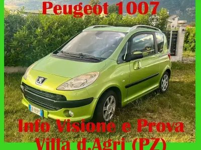 Usata Peugeot 1007 68 CV (50 kW) 2006 Verde Monovolume