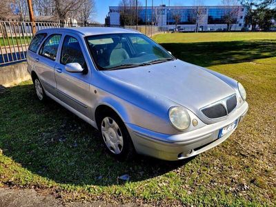 Lancia Lybra