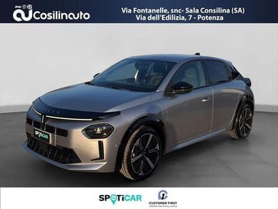 Usata Lancia Ypsilon 101 CV (74 kW) 2025 Grigio Utilitaria