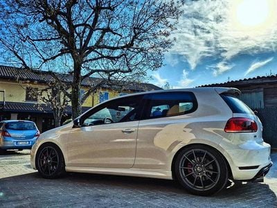 Usado VW Golf VI GTI 250 CV (183 kW) 2010 Blanco Utilitario