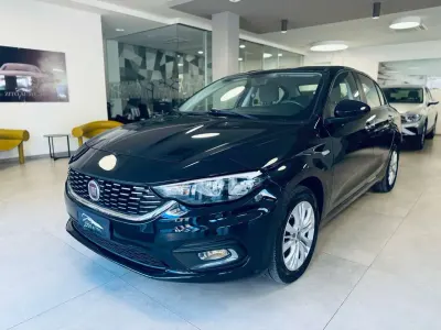 Usata Fiat Tipo Easy 95 CV (69 kW) 2018 Nero Berlina