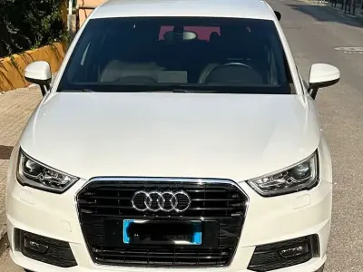 Usata Audi A1 Sportback Admired 90 CV (66 kW) 2016 Bianco Utilitaria