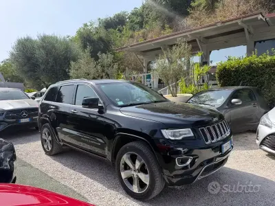 Usata Jeep Grand Cherokee Overland 250 CV (183 kW) 2014 Nero SUV