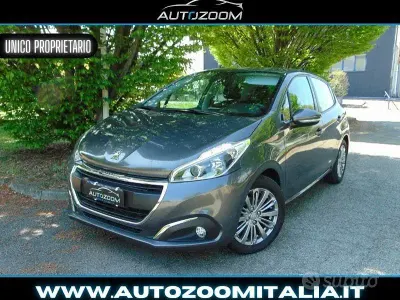 Usata Peugeot 208 Active 83 CV (61 kW) 2018 Grigio Utilitaria