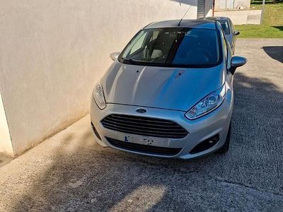 Usata Ford Fiesta 97 CV (71 kW) 2016 Grigio Berlina