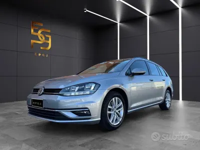 Usata VW Golf VII Business 116 CV (85 kW) 2019 Grigio Station wagon
