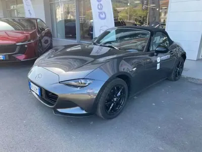 Nuova Mazda MX5 Prime-Line 132 CV (97 kW) 2025 Machine gray Cabrio