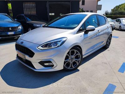 Usata Ford Fiesta ST-Line 101 CV (74 kW) 2019 Grigio Utilitaria
