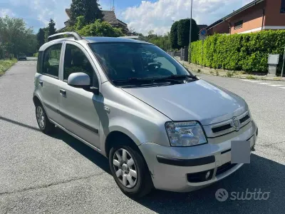 Usata Fiat Panda Dynamic 60 CV (44 kW) 2010 Grigio Utilitaria