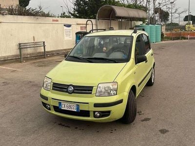 Usata Fiat Panda Emotion 60 CV (44 kW) 2005 Verde Utilitaria