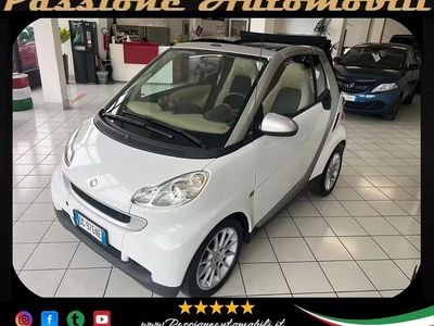 Begagnad Smart ForTwo Cabrio Passion 71 HK (52 kW) 2007 Vit Cab