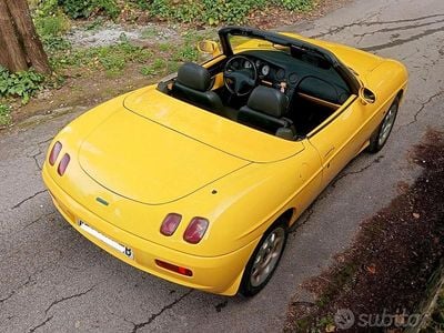 Occasion Fiat Barchetta 131 ch (96 kW) 1995 Jaune Cabriolet