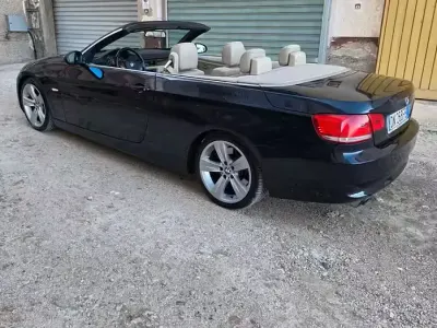 Begagnad BMW 330 Cabriolet 231 HK (169 kW) 2008 Blå Cab