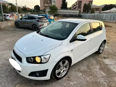Usata Chevrolet Aveo LTZ 95 CV (69 kW) 2012 Bianco Berlina