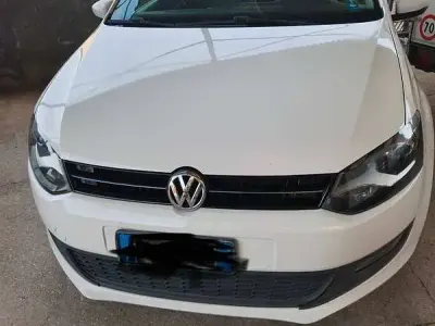 Usata VW Polo Comfortline 75 CV (55 kW) 2012 Bianco Utilitaria