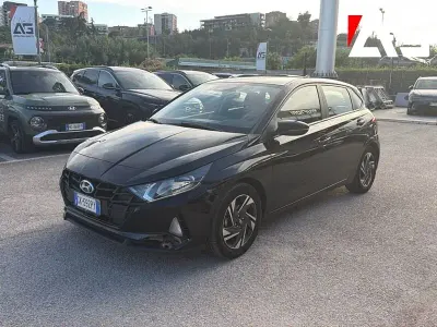 Usata Hyundai i20 84 CV (61 kW) 2022 Nero Utilitaria