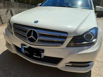 Usata Mercedes C220 Avantgarde 170 CV (125 kW) 2012 Berlina
