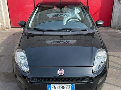 Usata Fiat Punto Lounge 75 CV (55 kW) 2014 Nero Utilitaria