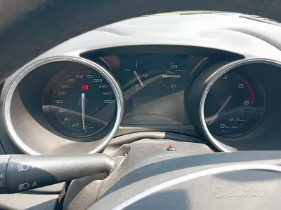 Usata Alfa Romeo Giulietta 120 CV (88 kW) 2016 Bianco Utilitaria