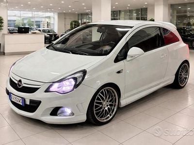 Usata Opel Corsa OPC 192 CV (141 kW) 2015 Bianco Utilitaria