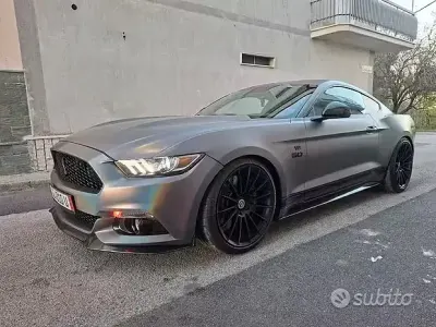 Usata Ford Mustang GT Fastback 421 CV (309 kW) 2016 Grigio Coupé