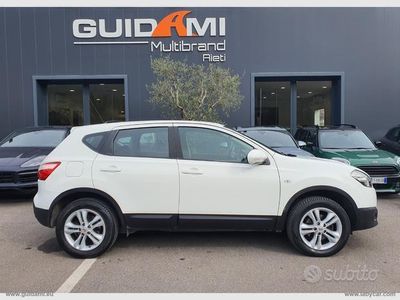 Usata Nissan Qashqai Acenta 131 CV (96 kW) 2012 Bianco SUV