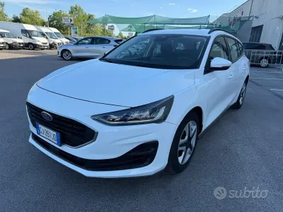 Usata Ford Focus Business Edition 120 CV (88 kW) 2022 Bianco Station wagon