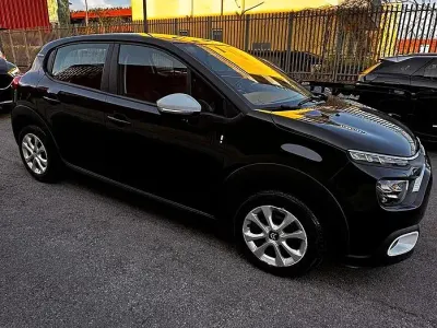 Usata Citroën C3 Shine 83 CV (61 kW) 2023 Nero Utilitaria