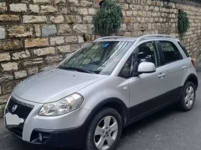 Usata Fiat Sedici Dynamic 107 CV (78 kW) 2007 SUV