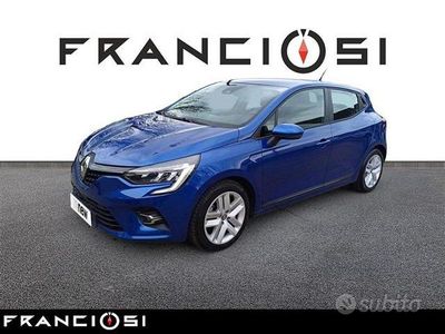 Usata Renault Clio V Zen 140 CV (102 kW) 2022 Blu Berlina