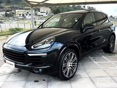 Usata Porsche Cayenne Platinum Edition 250 CV (183 kW) 2017 Nero SUV