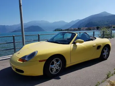 Usata Porsche 986 Boxster 204 CV (150 kW) 1999 Giallo Cabrio