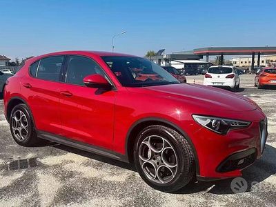 Second-hand Alfa Romeo Stelvio Business 150 CP (110 kW) 2018 Roșu SUV