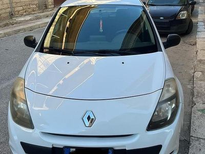 Usata Renault Clio II 2010 Bianco Utilitaria