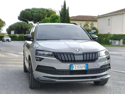 Usata Skoda Karoq SportLine 116 CV (85 kW) 2020 Grigio SUV
