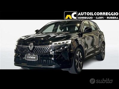 Usata Renault Austral Equilibre 131 CV (96 kW) 2023 Nero SUV