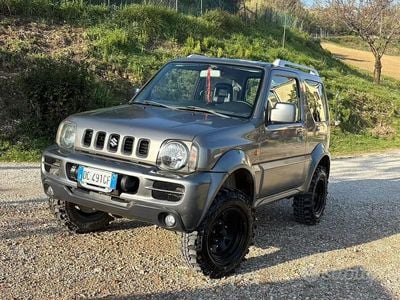 Usata Suzuki Jimny 86 CV (63 kW) 2006 SUV