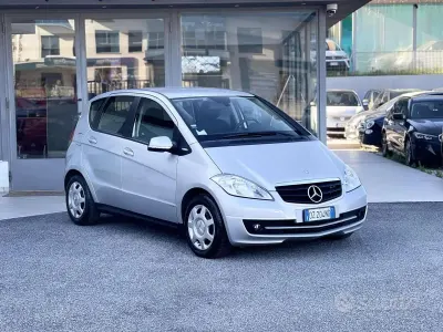 Usata Mercedes A160 95 CV (69 kW) 2010 Grigio Berlina