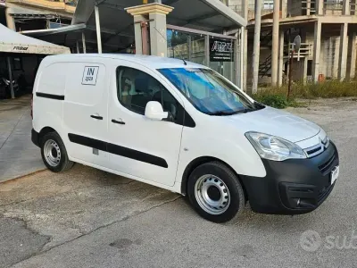 Usata Citroën Berlingo 100 CV (73 kW) 2017 Bianco Monovolume