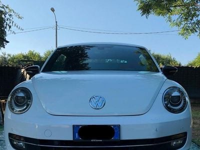 Usata VW Beetle 160 CV (117 kW) 2012 Bianco Utilitaria