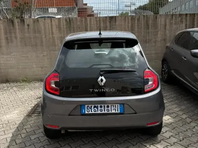 Usata Renault Twingo 69 CV (50 kW) 2021 Grigio Utilitaria