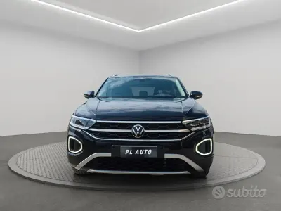 Begagnad VW T-Roc Style 116 HK (85 kW) 2022 Svart SUV