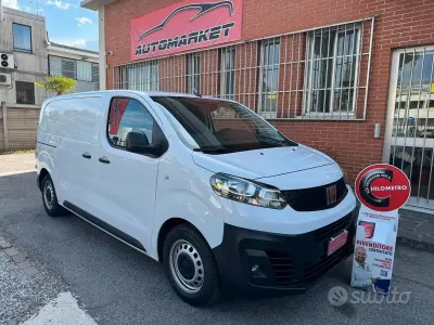Begagnad Fiat Scudo 120 HK (88 kW) 2024 Vit Van