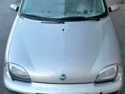 Usata Fiat 600 54 CV (39 kW) 1999 Grigio Berlina
