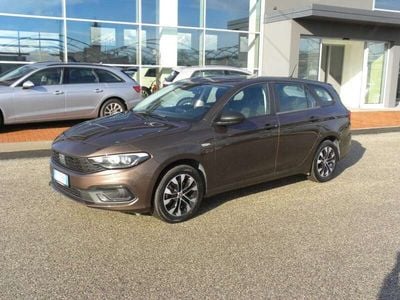 Usata Fiat Tipo Wagon 131 CV (96 kW) 2021 Bronzo Station wagon